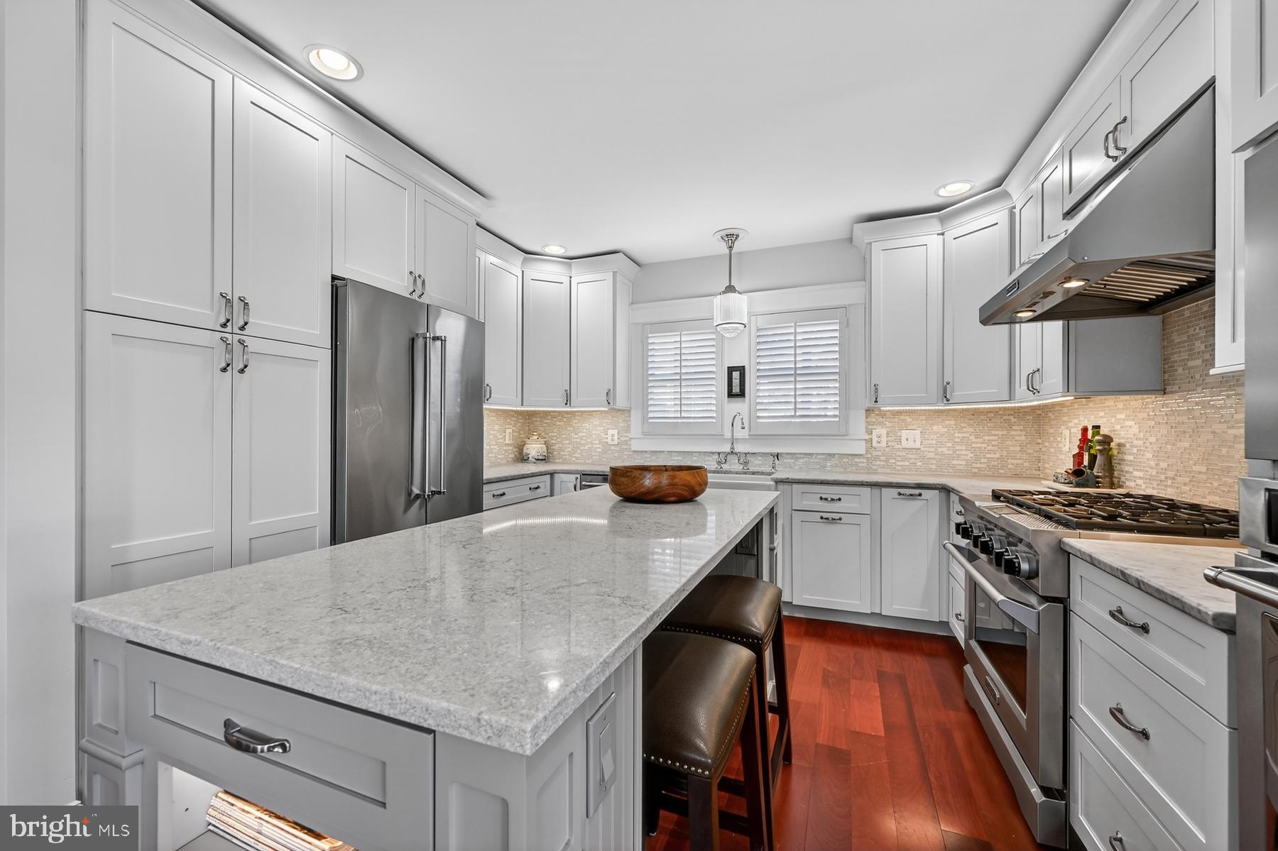 HISTORIC DISTRICT - Residential