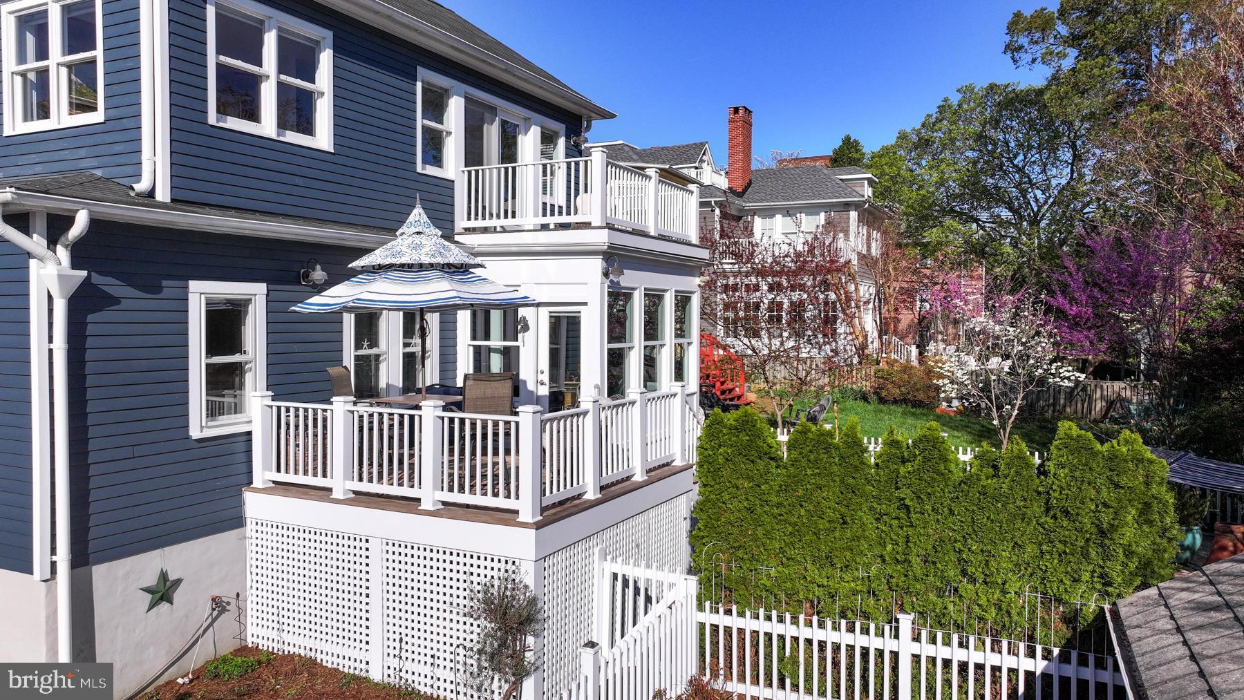 HISTORIC DISTRICT - Residential