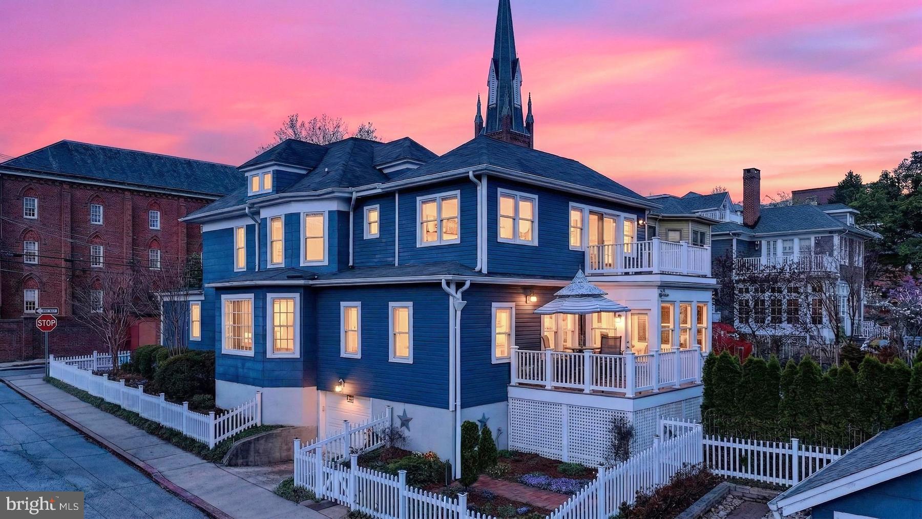 HISTORIC DISTRICT - Residential