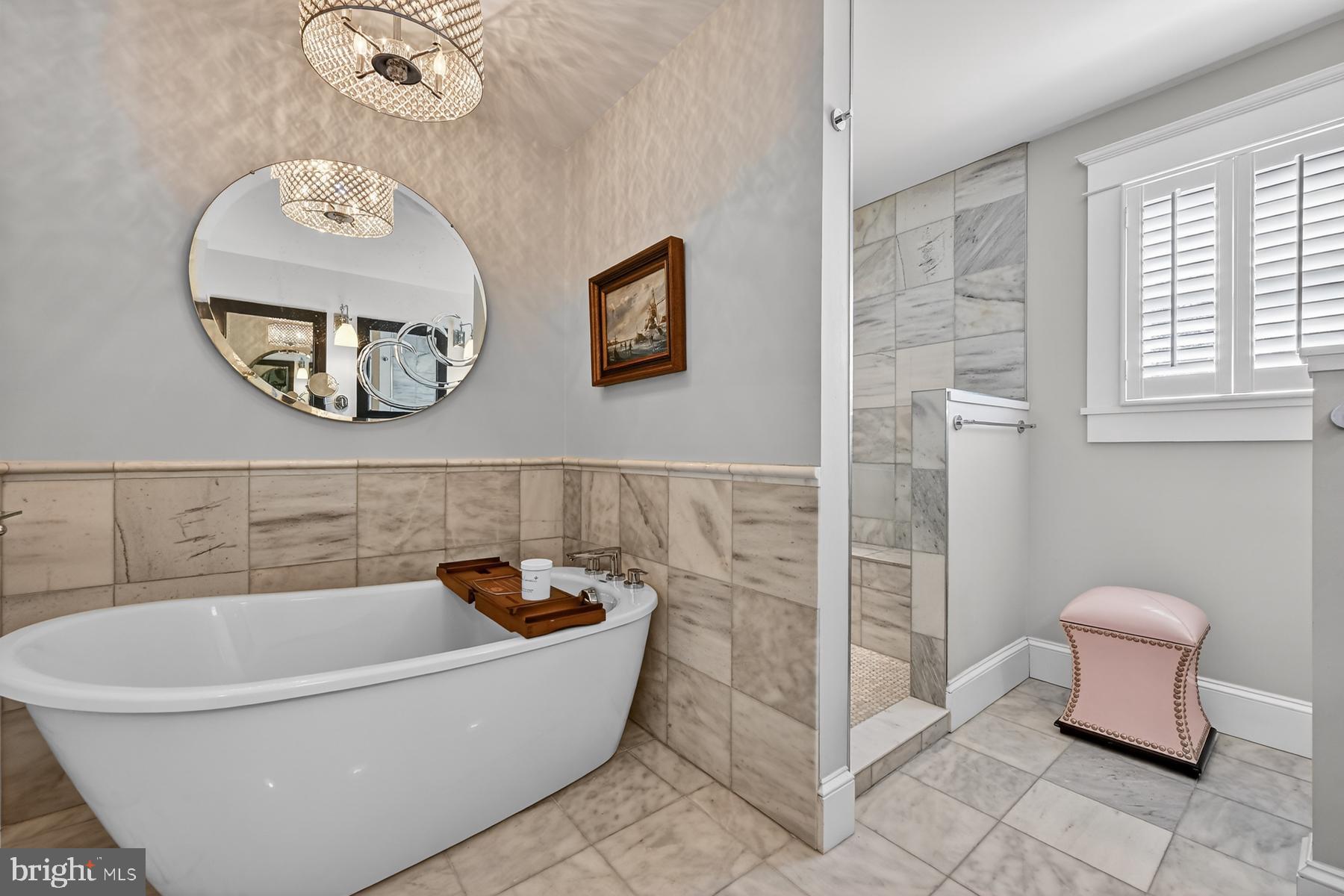 HISTORIC DISTRICT - Residential