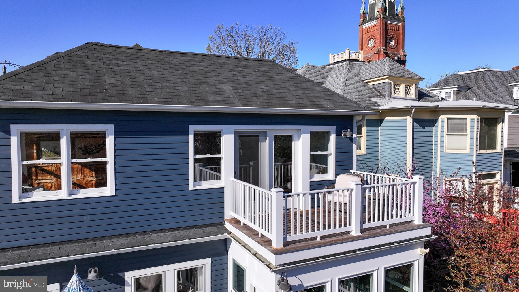 HISTORIC DISTRICT - Residential