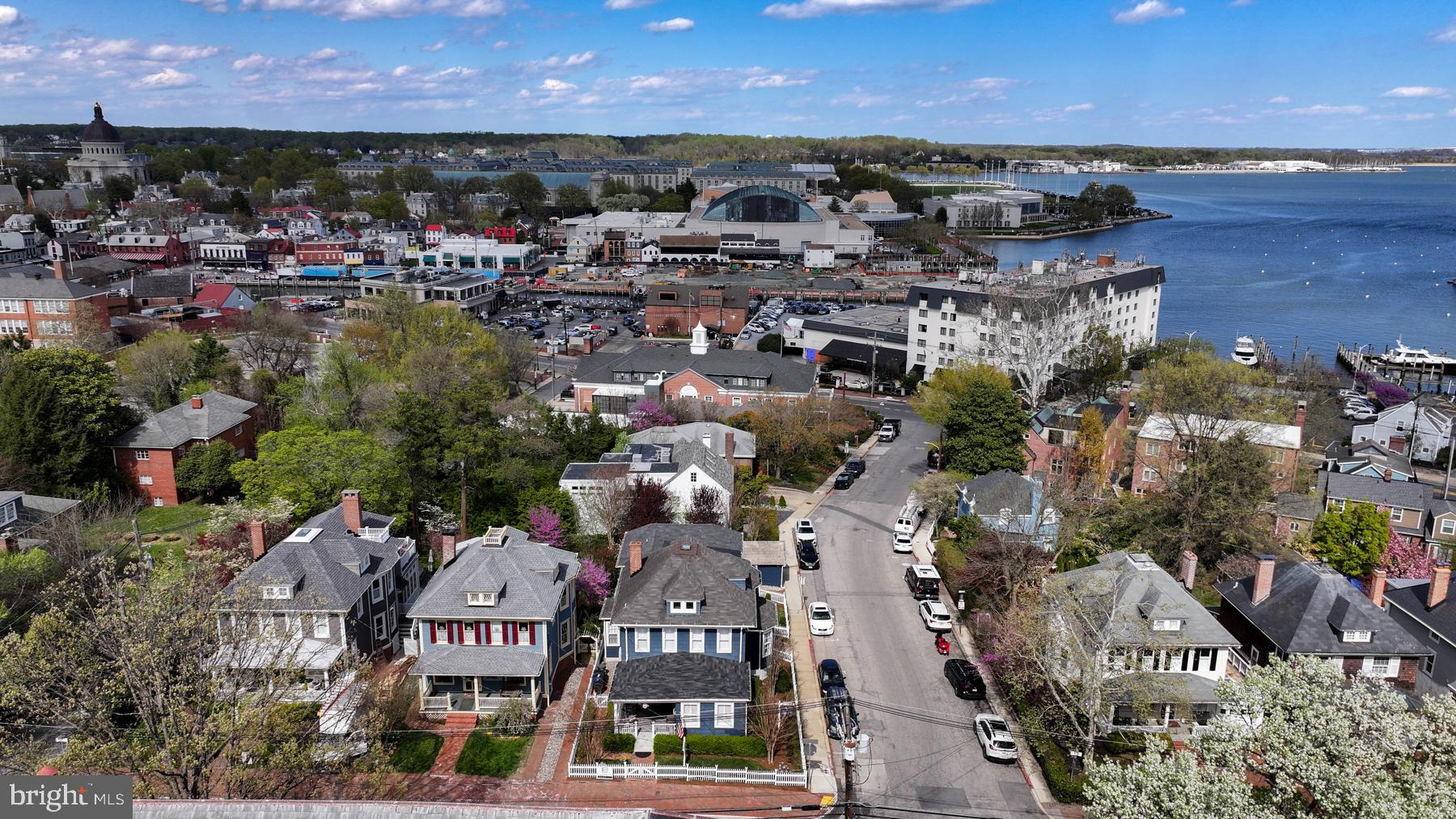 HISTORIC DISTRICT - Residential