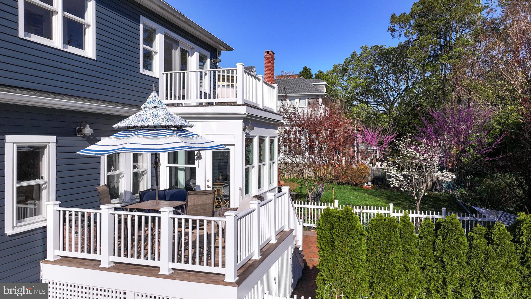 HISTORIC DISTRICT - Residential