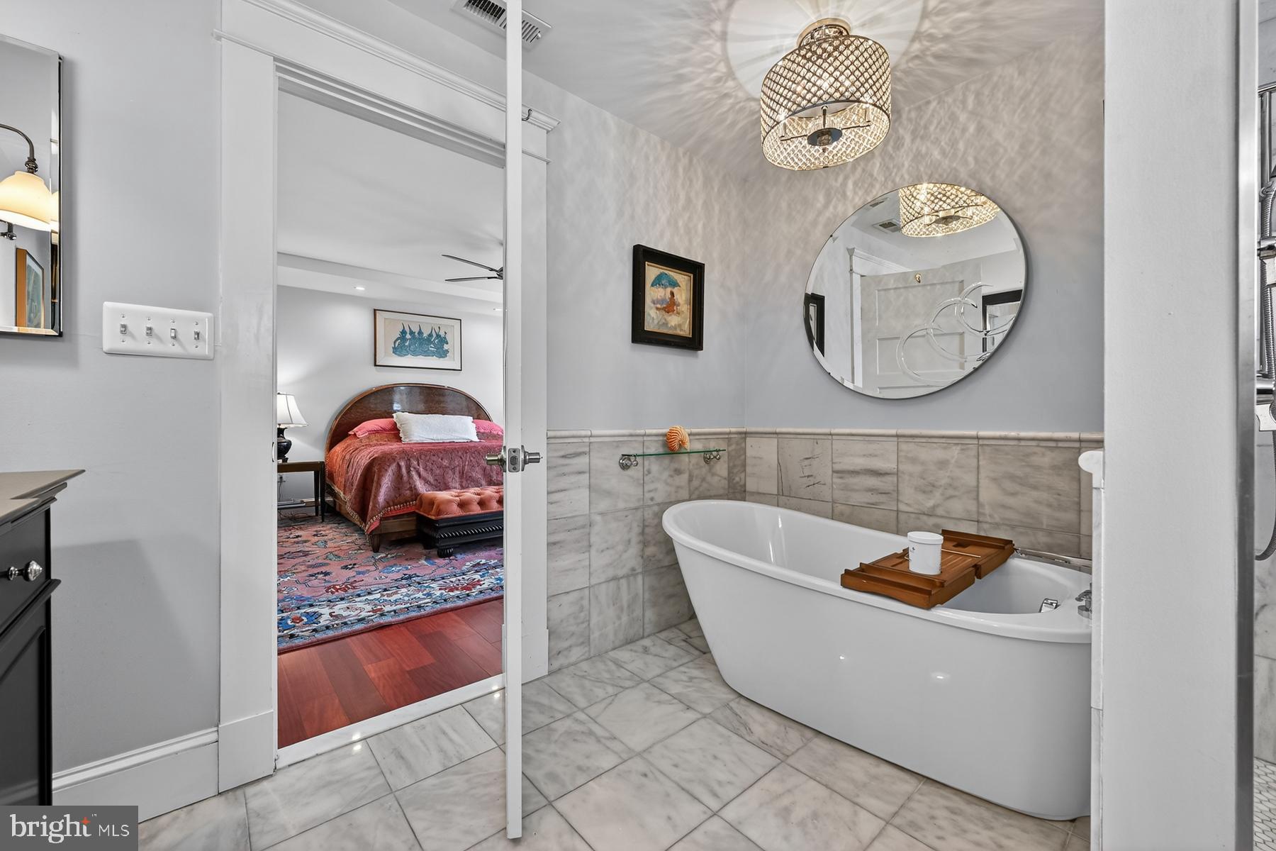 HISTORIC DISTRICT - Residential