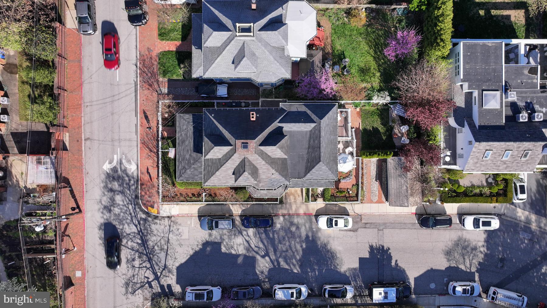 HISTORIC DISTRICT - Residential