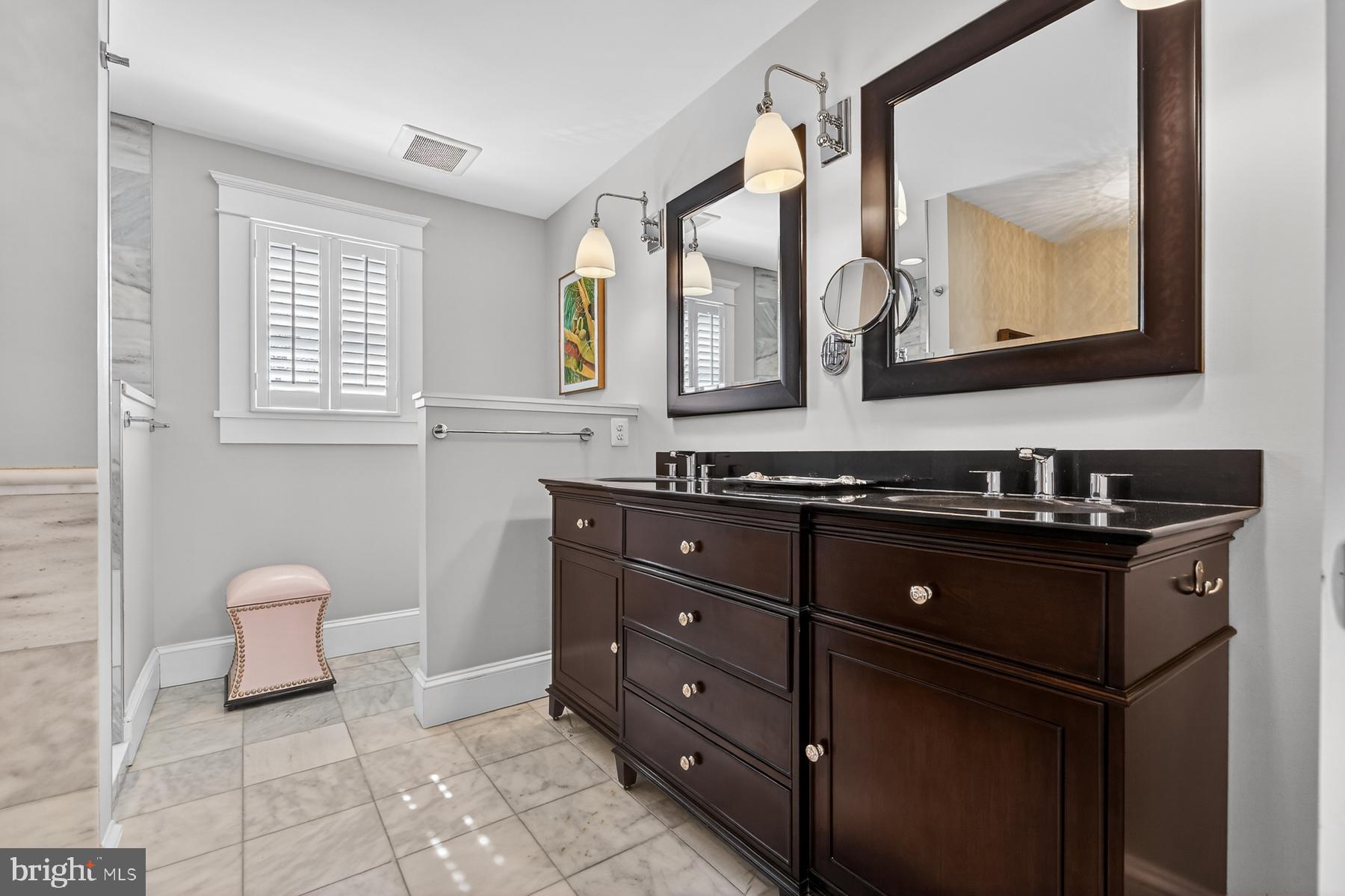 HISTORIC DISTRICT - Residential