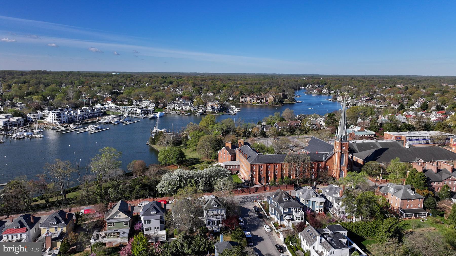 HISTORIC DISTRICT - Residential