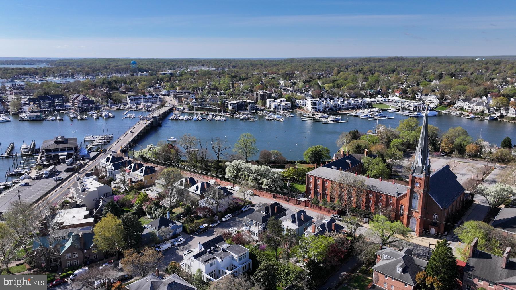 HISTORIC DISTRICT - Residential
