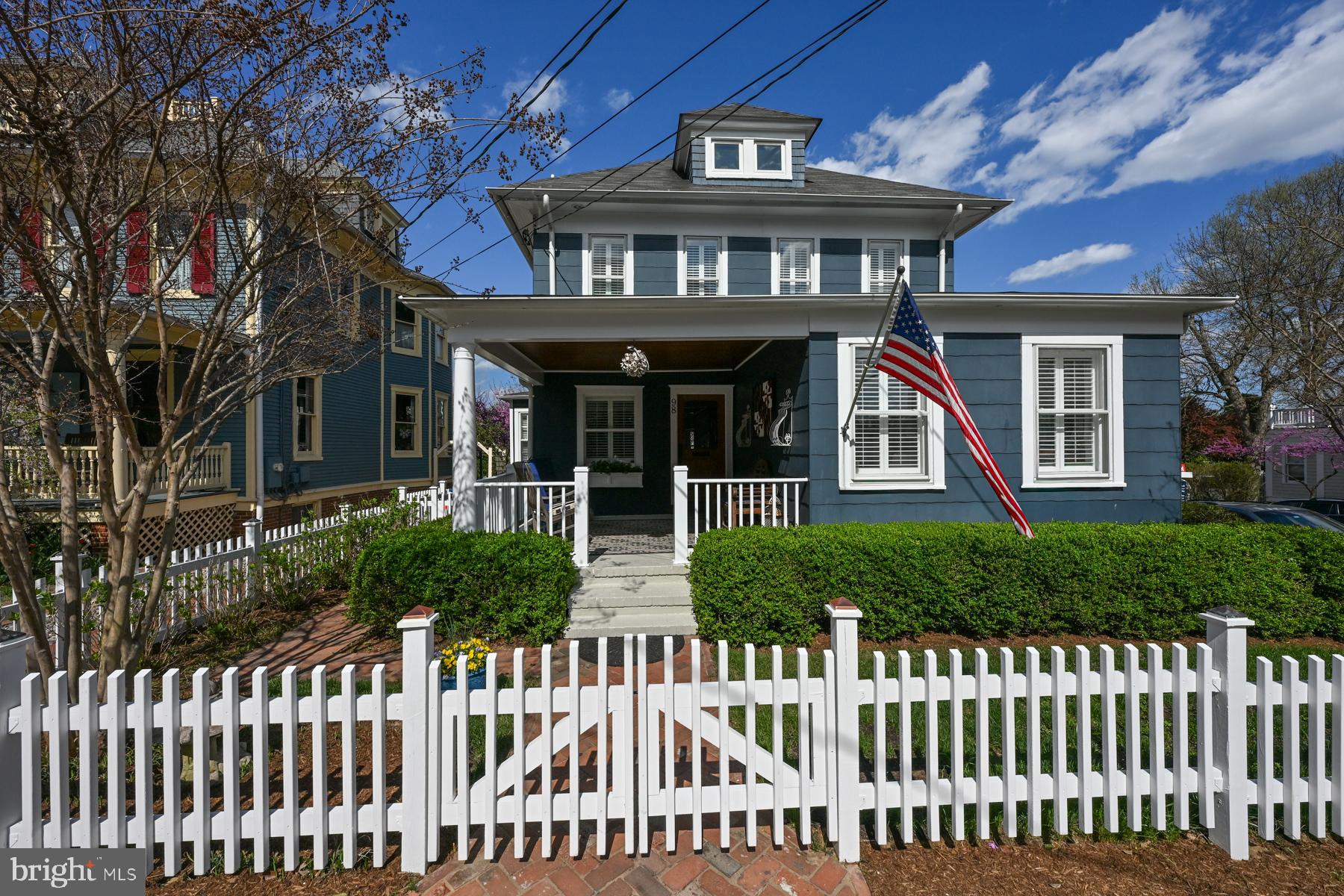 HISTORIC DISTRICT - Residential