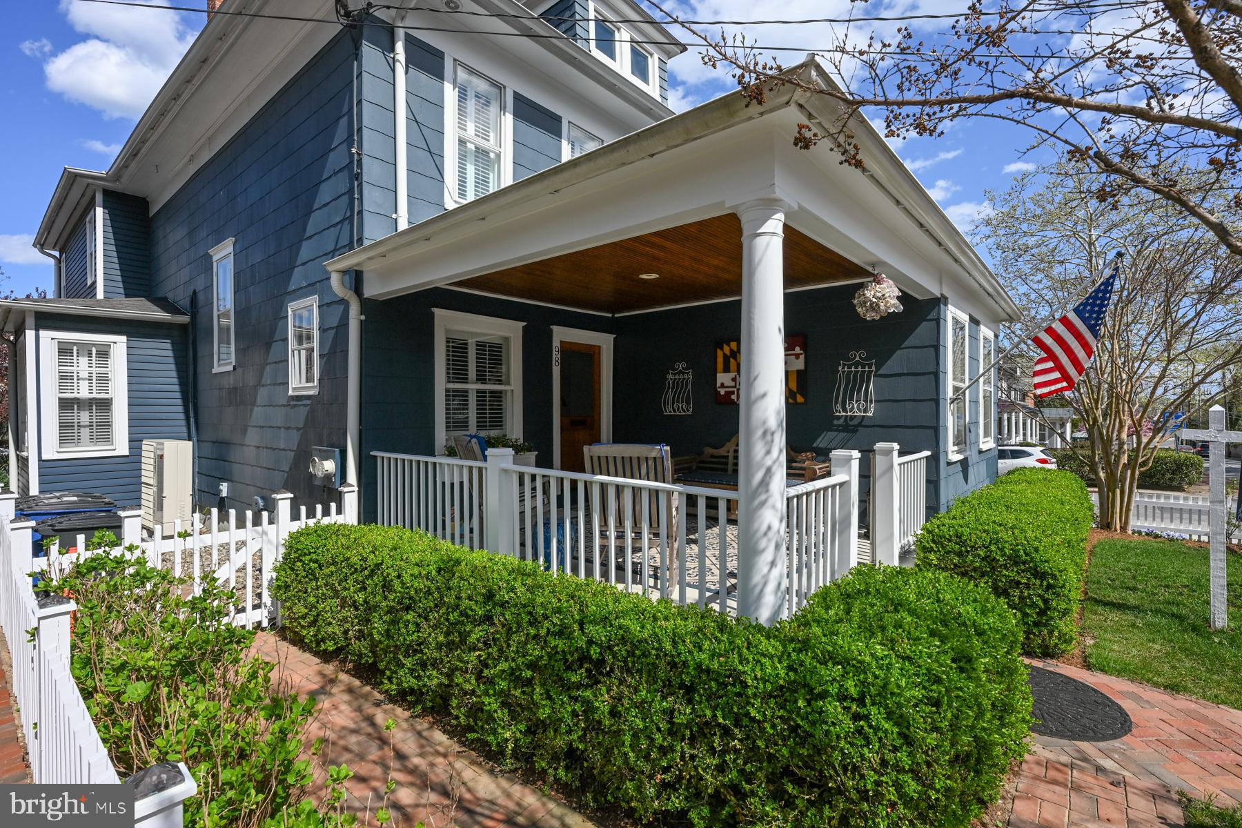 HISTORIC DISTRICT - Residential