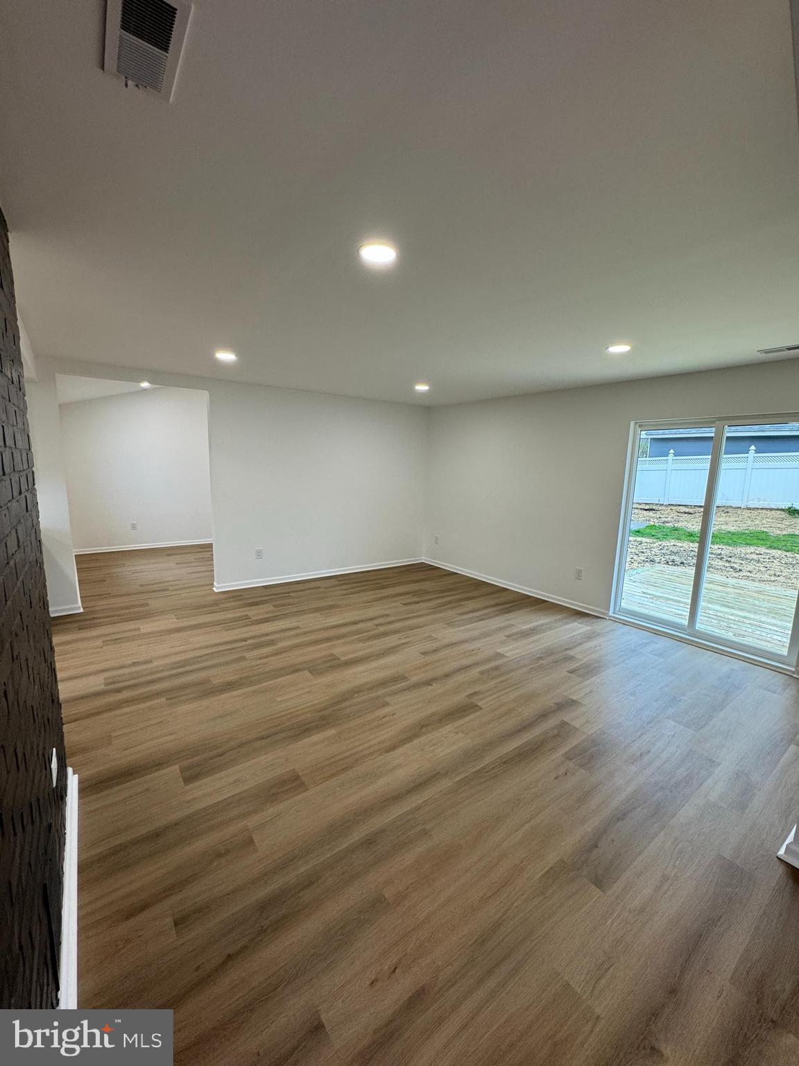 APPLETREE - Residential