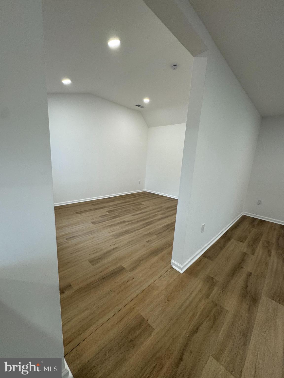 APPLETREE - Residential