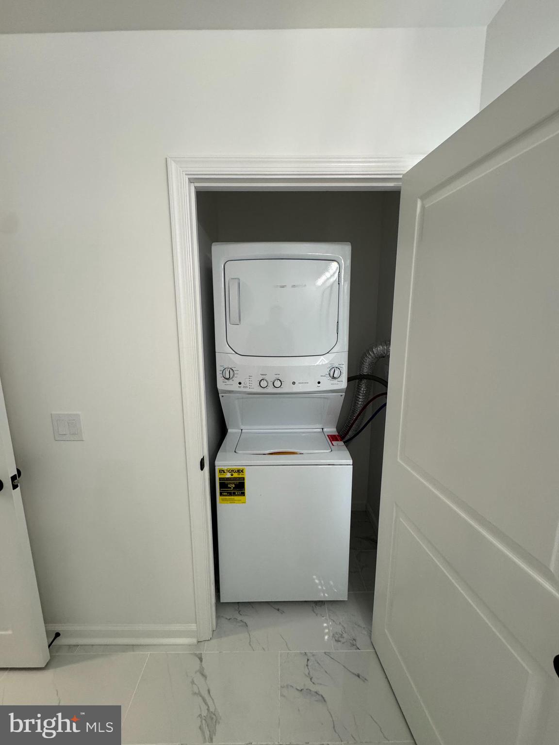 APPLETREE - Residential