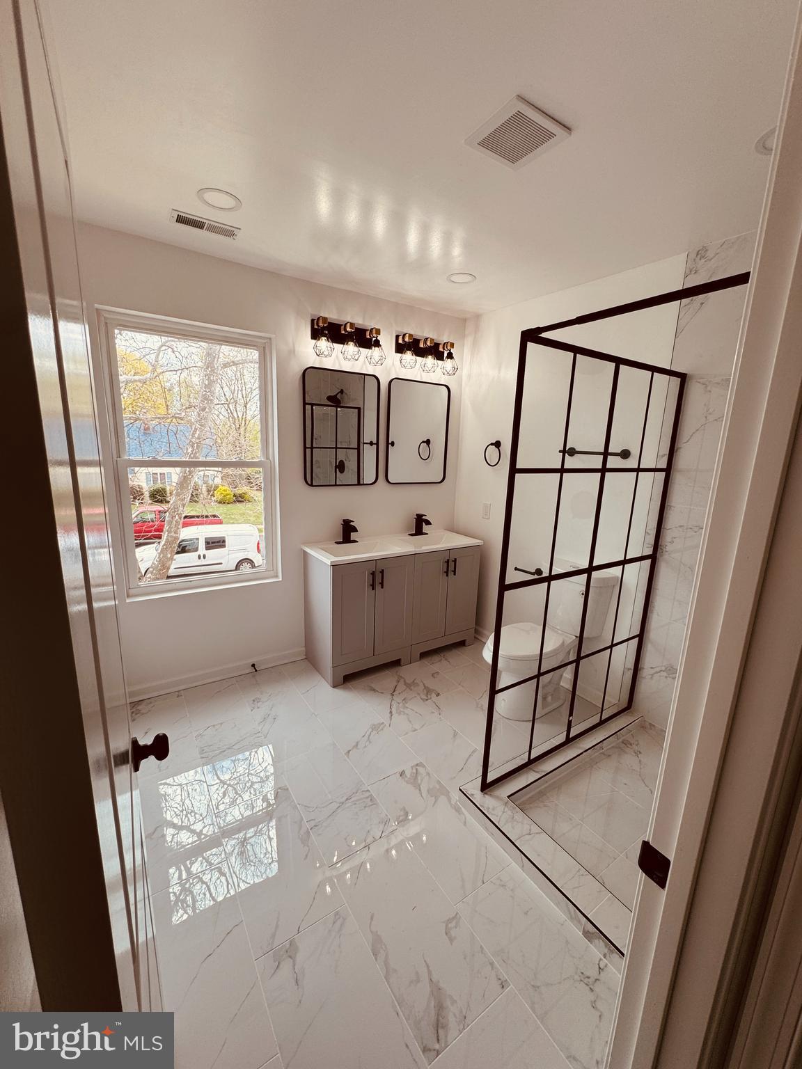 APPLETREE - Residential