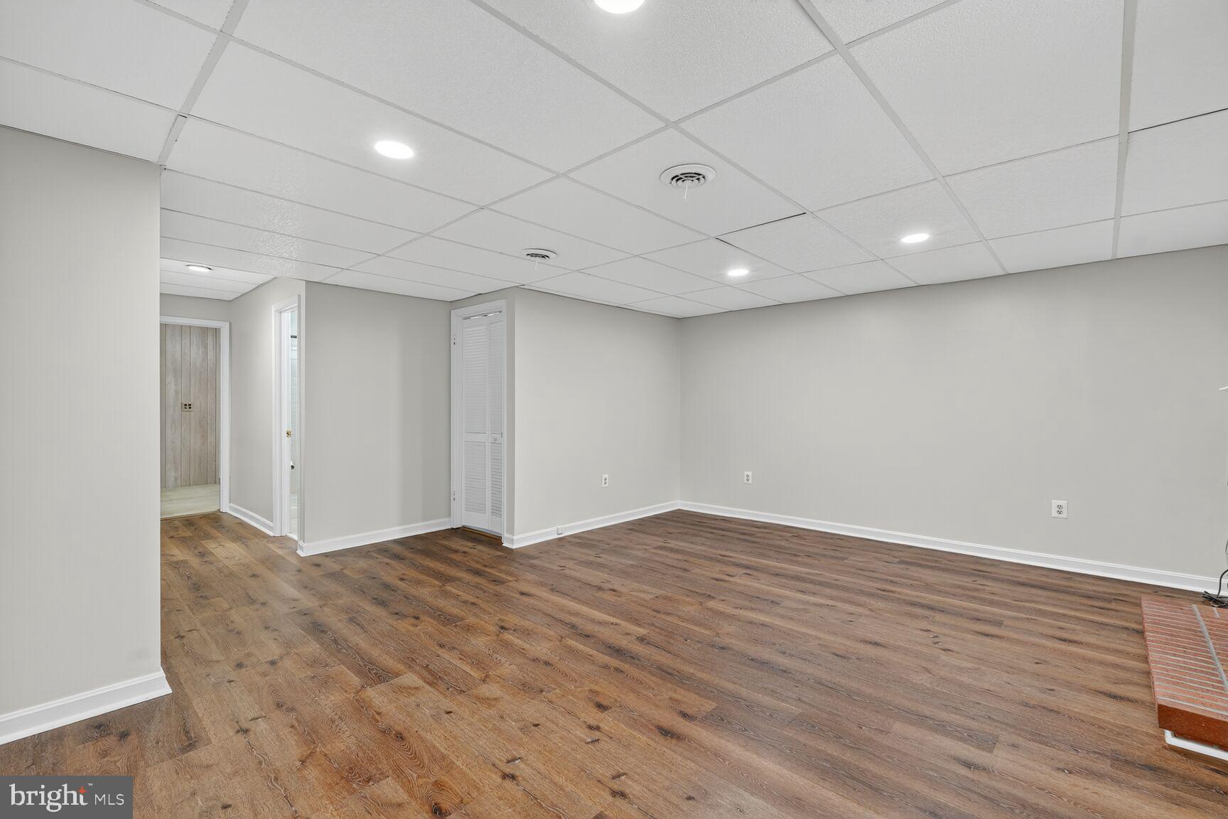 RUNNYMEADE - Residential Lease