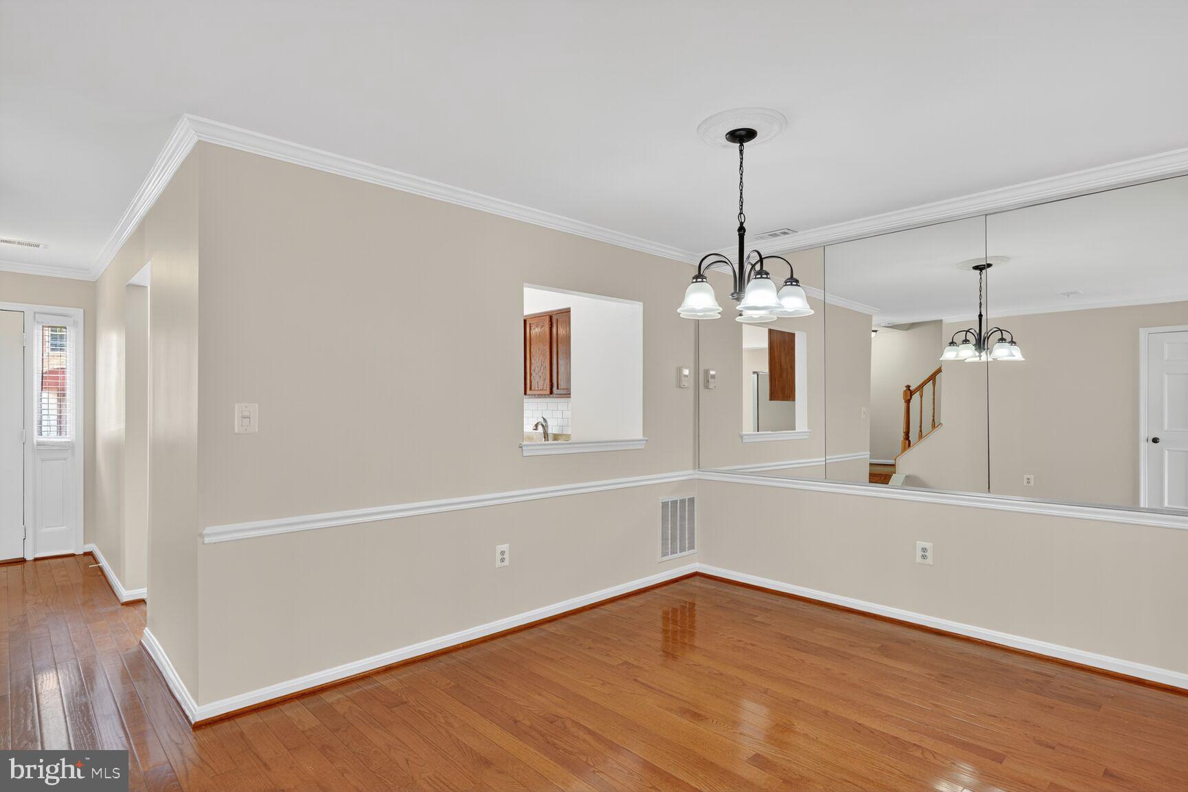 RUNNYMEADE - Residential Lease