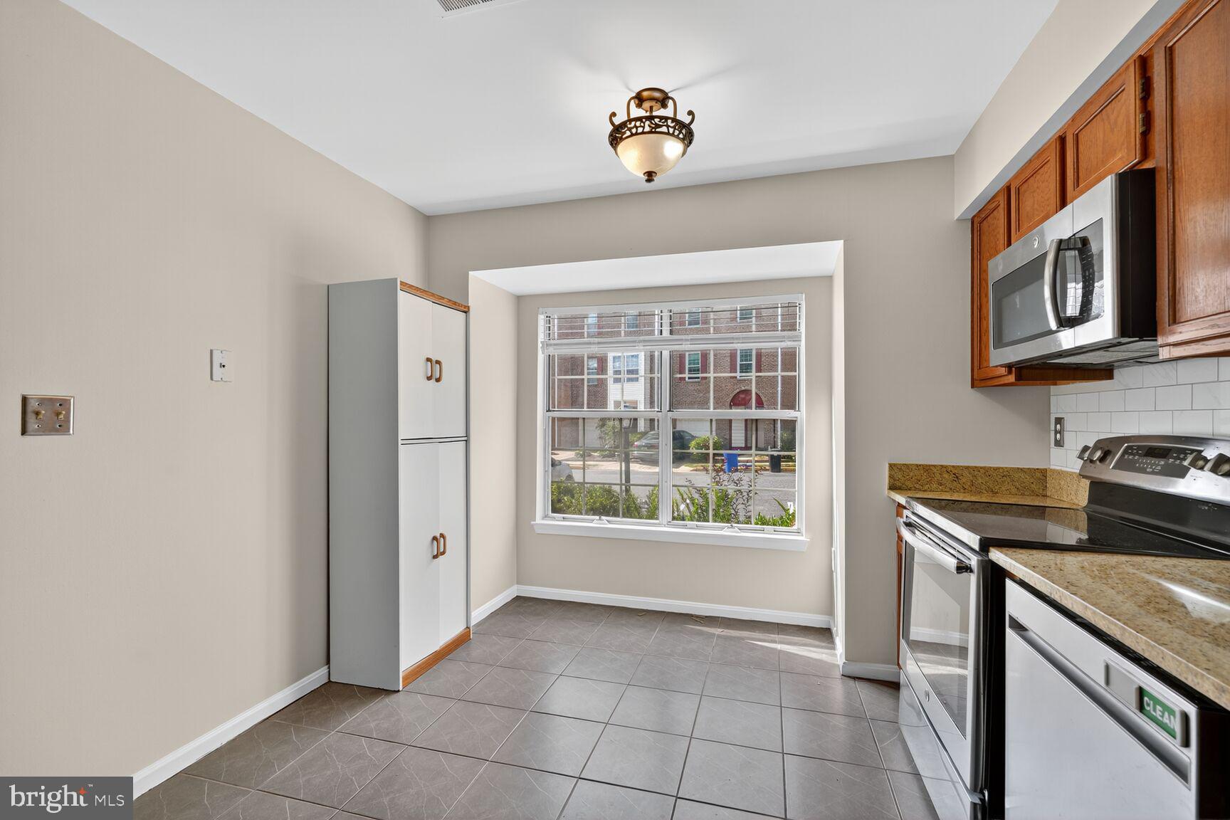 RUNNYMEADE - Residential Lease