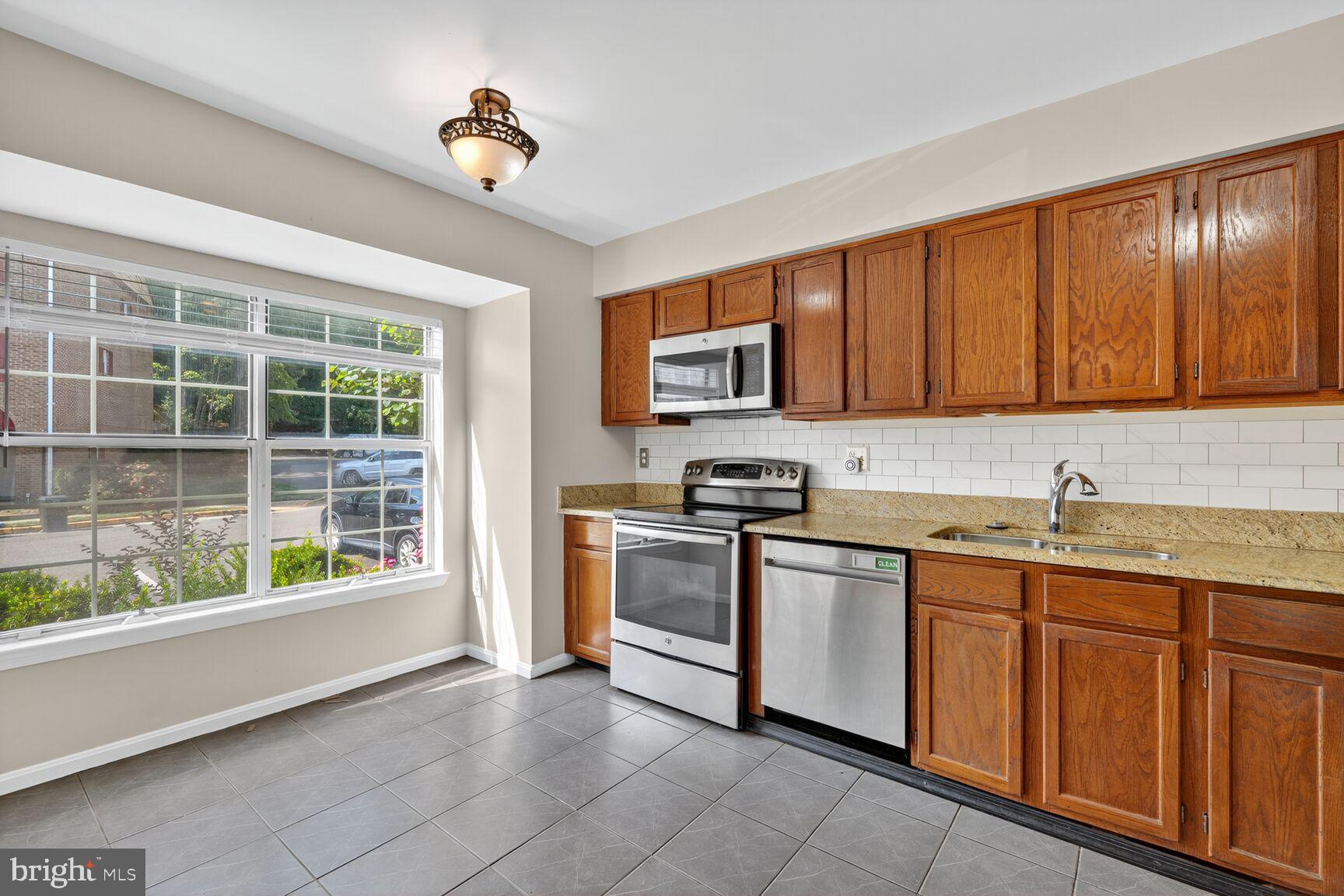 RUNNYMEADE - Residential Lease