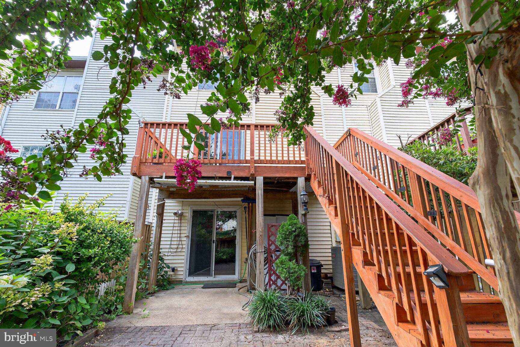 RUNNYMEADE - Residential Lease