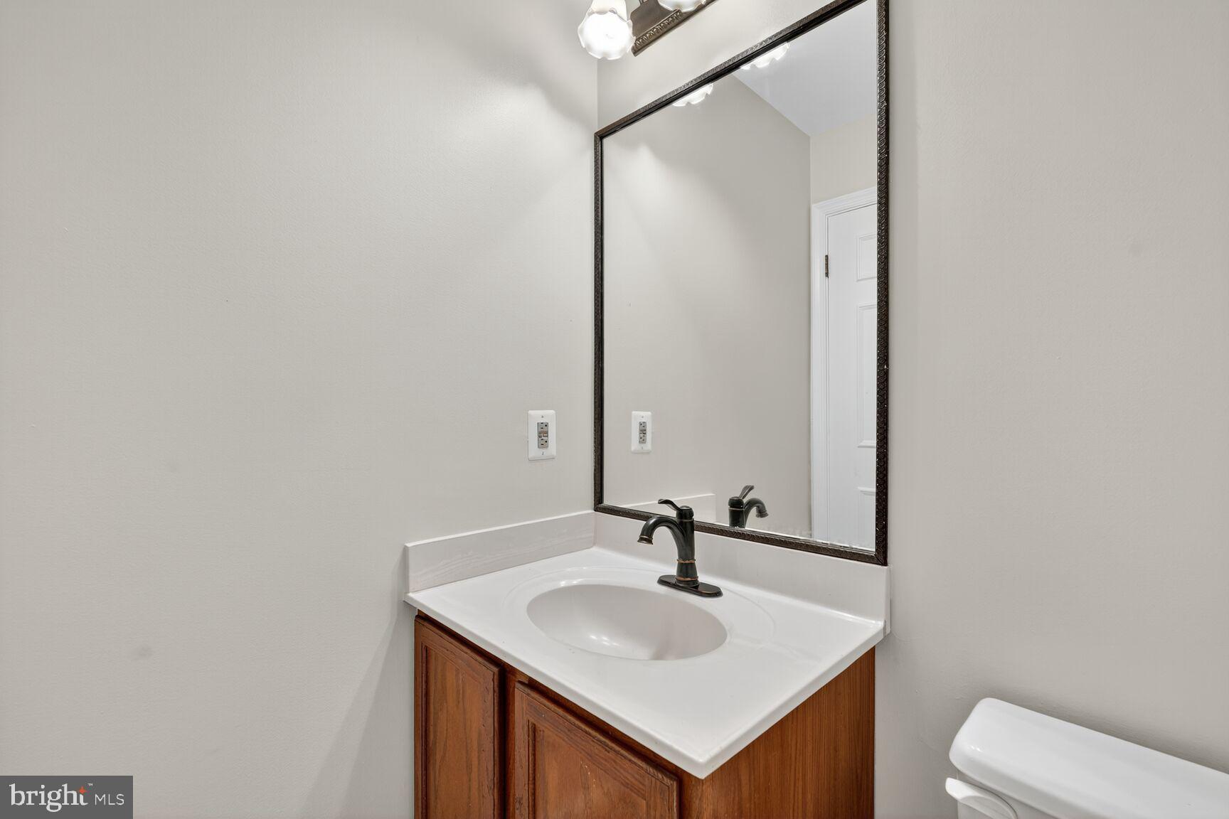 RUNNYMEADE - Residential Lease