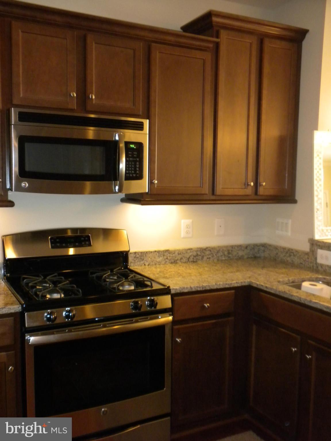 DANE RIDGE - Residential Lease