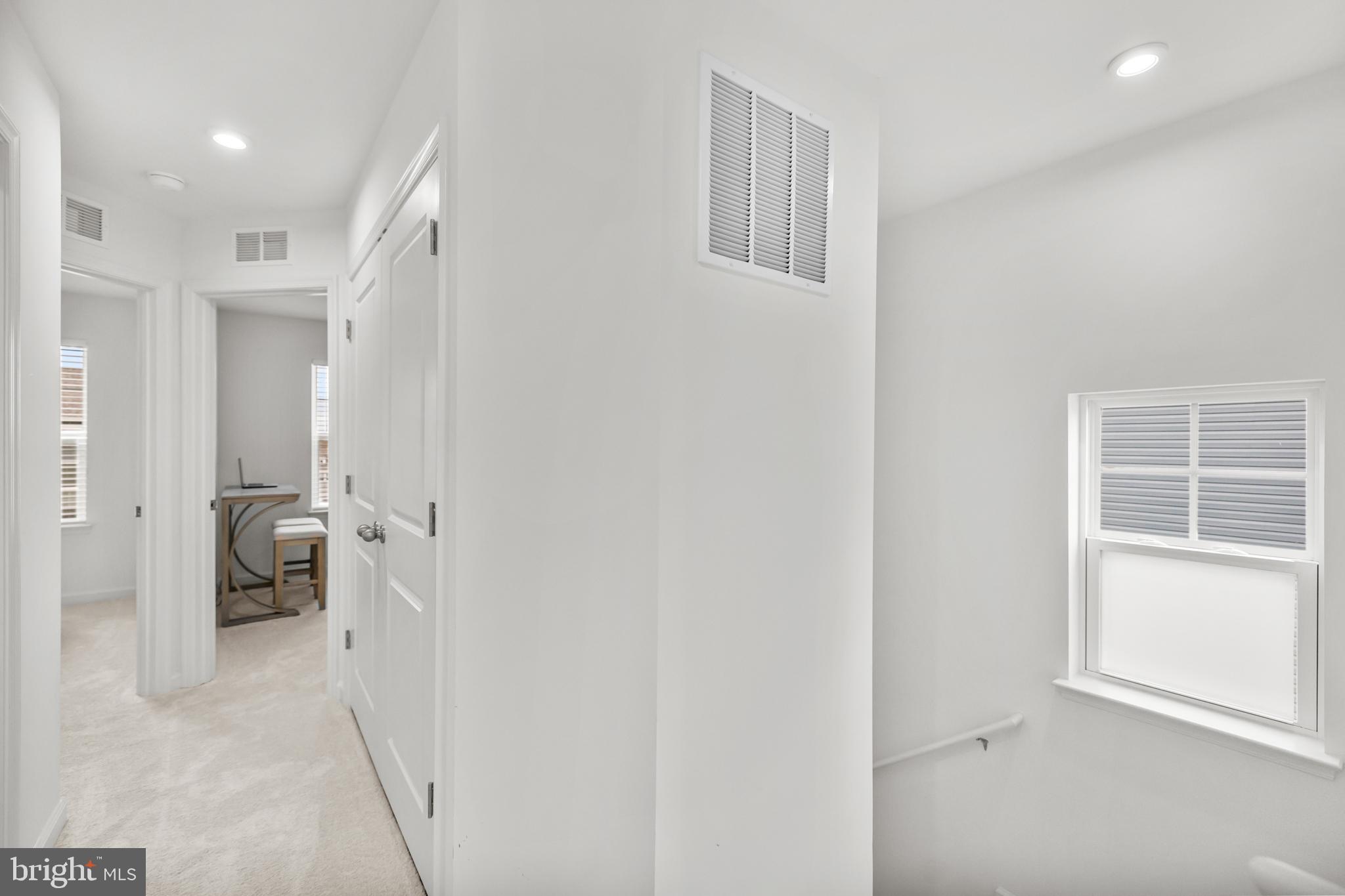 RIVERSIDE - Residential