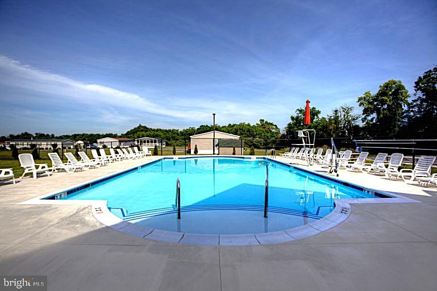 LAKESIDE PARK - Residential