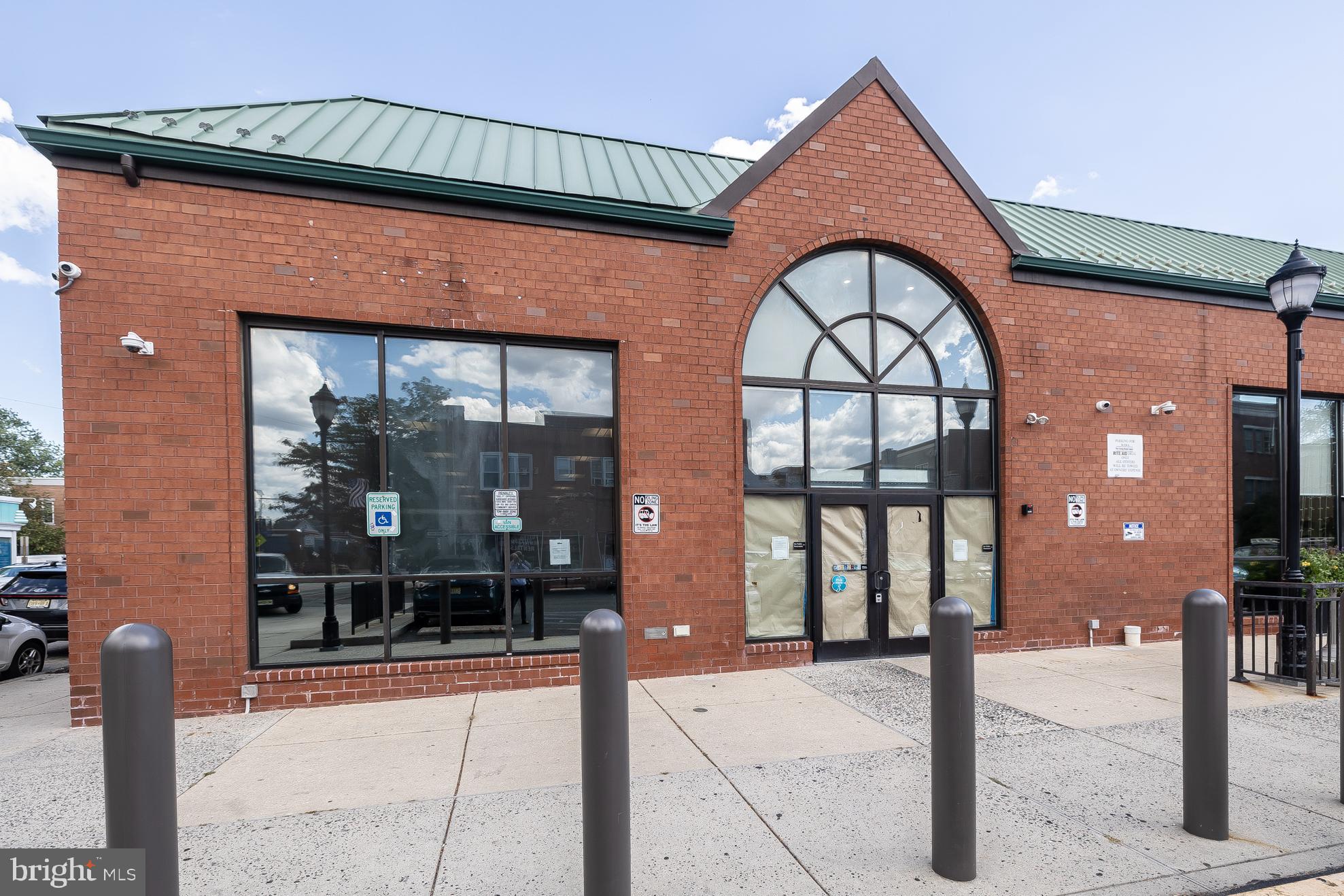 664 HADDON AVENUE -668