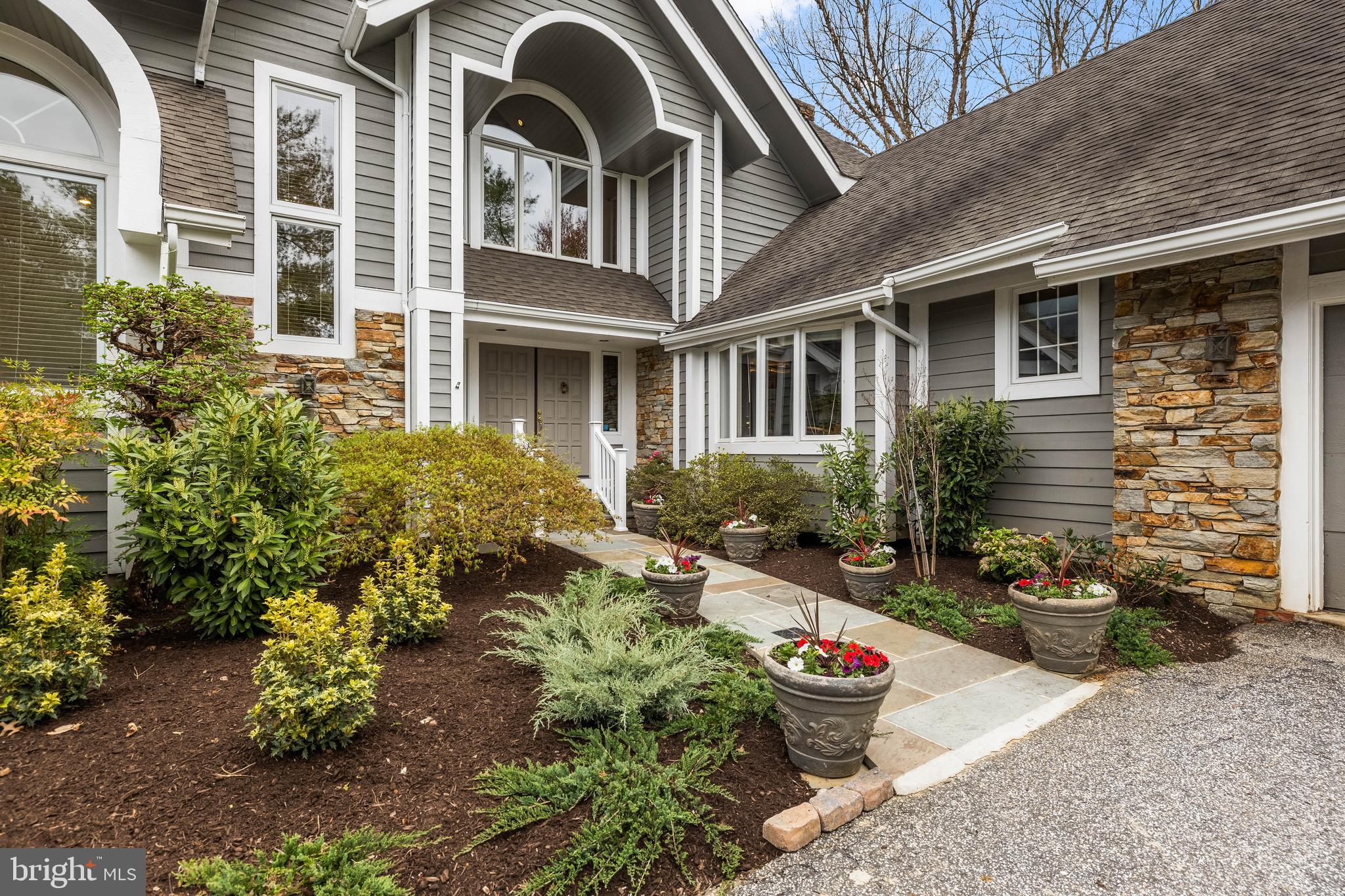 RUXTON - Residential