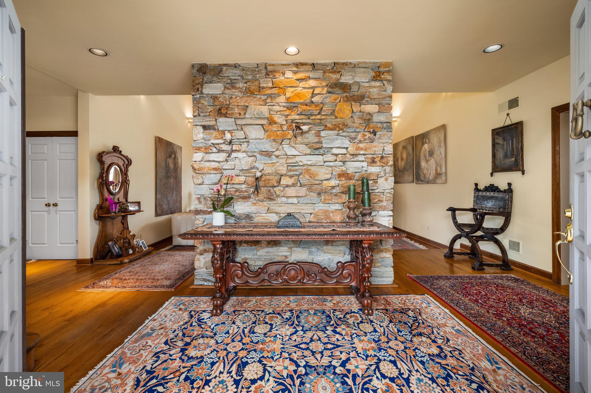 RUXTON - Residential