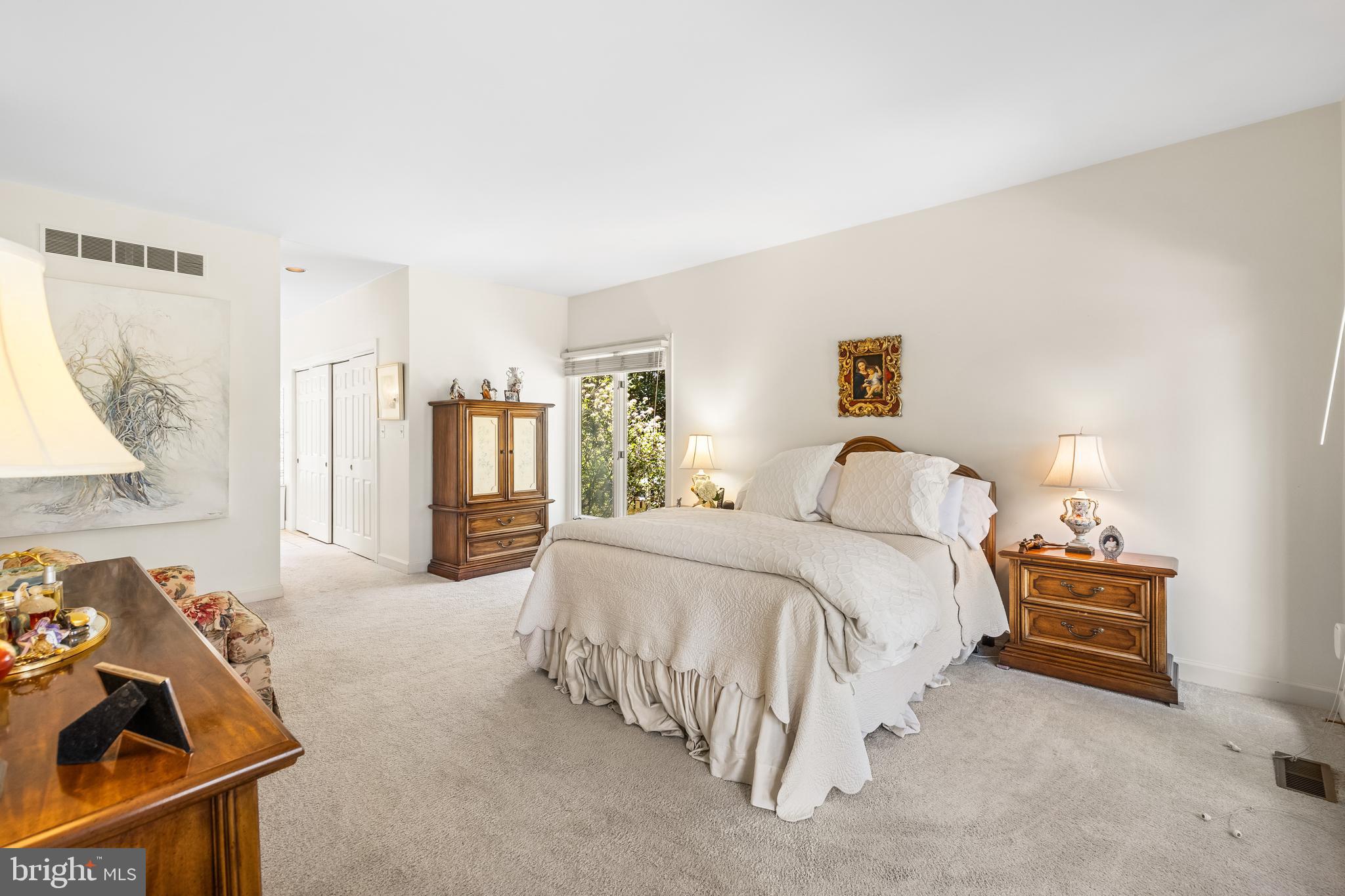 RUXTON - Residential