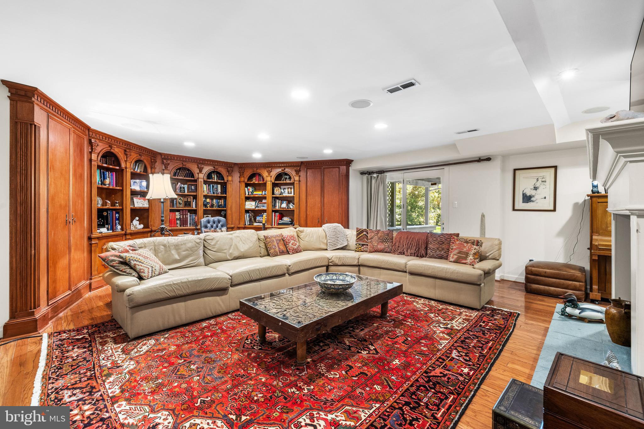 RUXTON - Residential