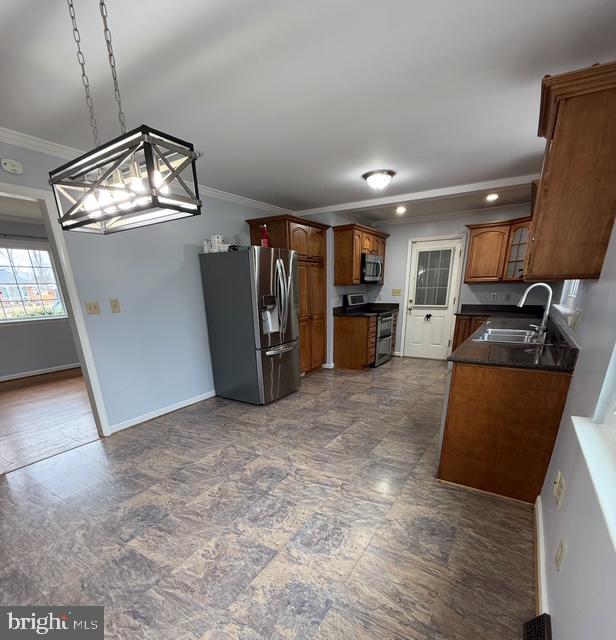 SPOTSWOOD ESTATES - Residential Lease