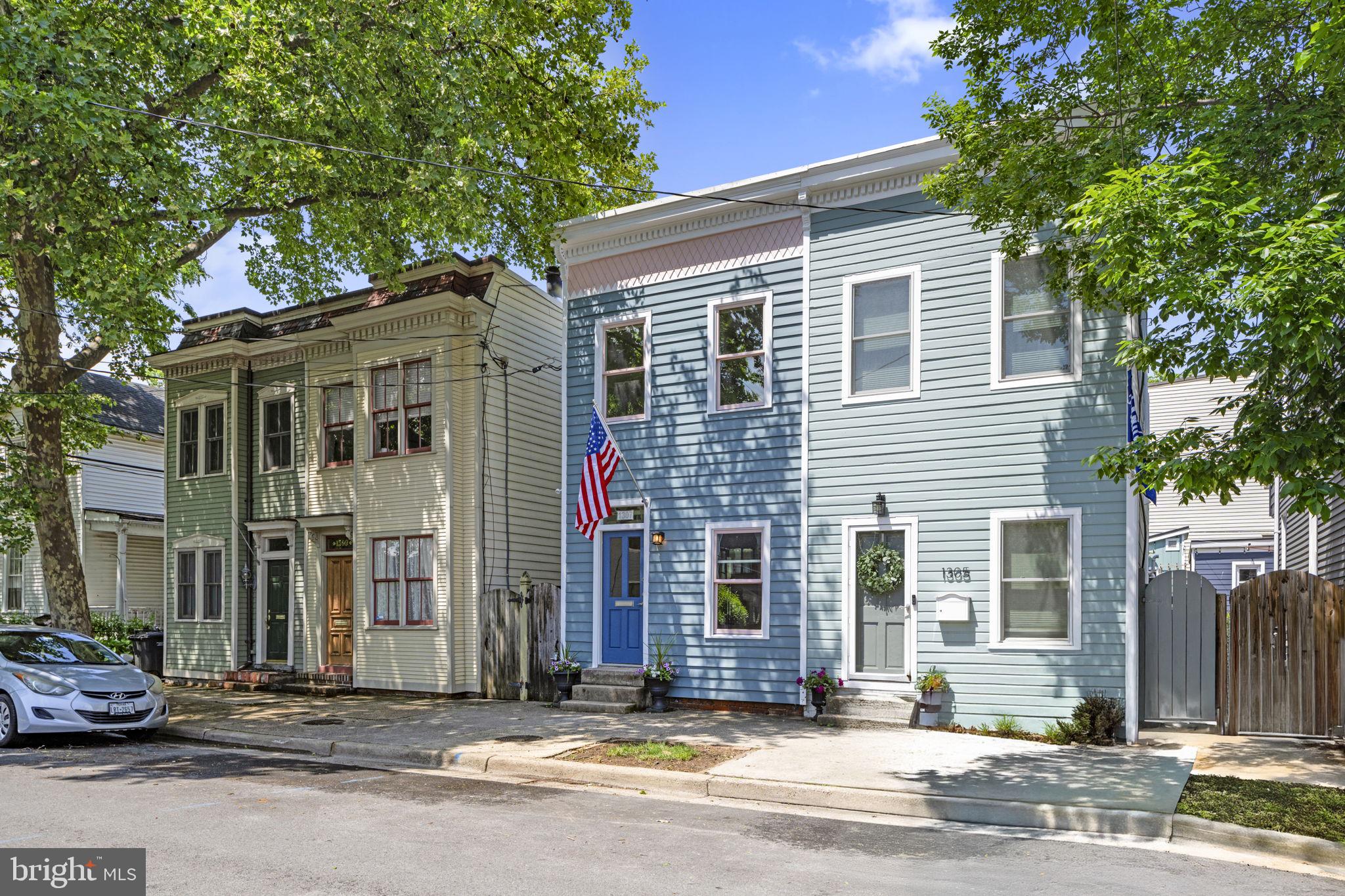 1307 QUEEN STREET