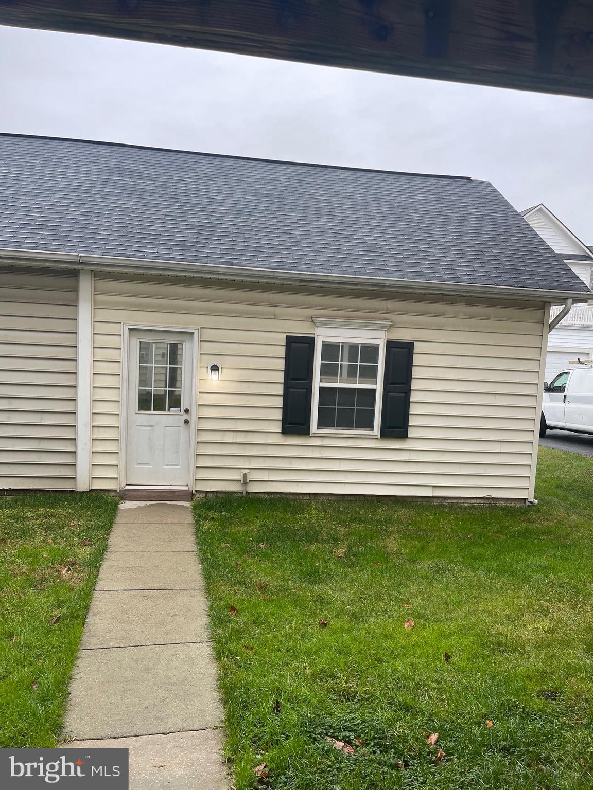 HIDDEN CREEK - Residential Lease