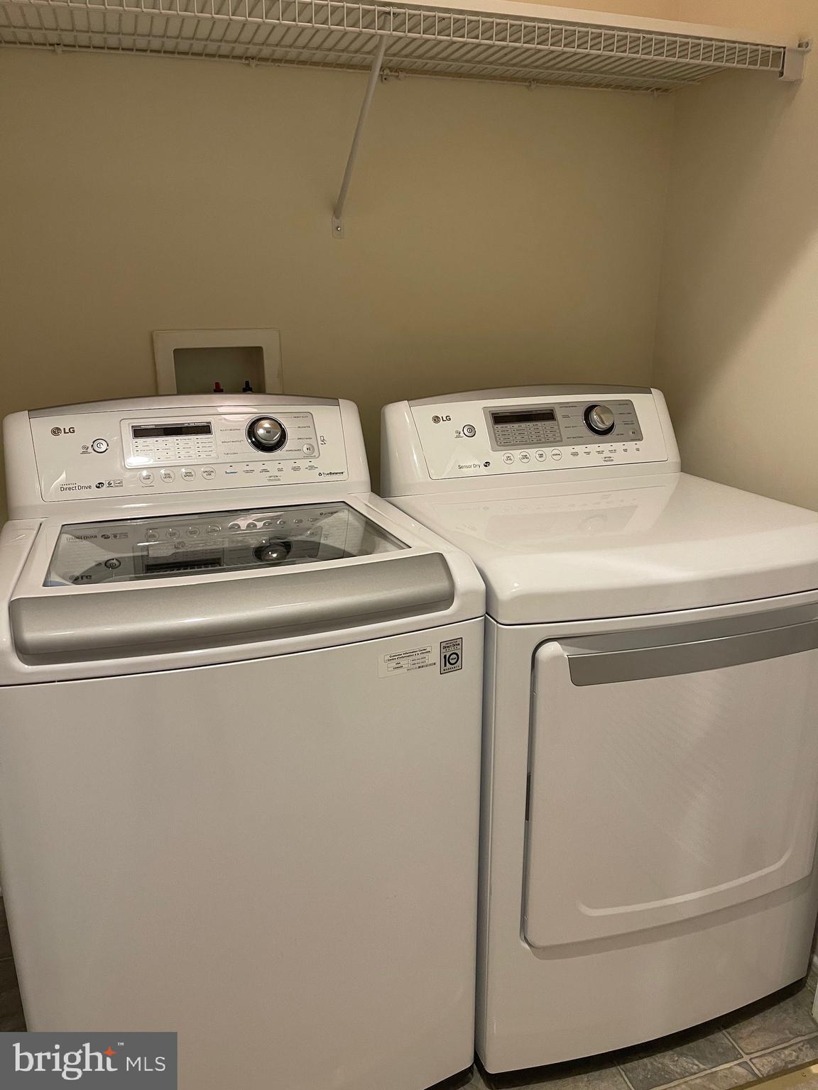 HIDDEN CREEK - Residential Lease