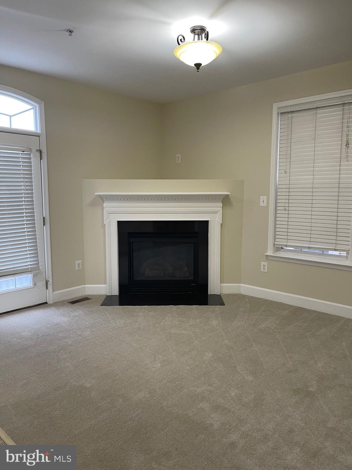 HIDDEN CREEK - Residential Lease