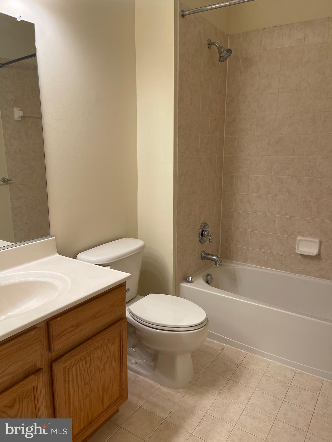 HIDDEN CREEK - Residential Lease