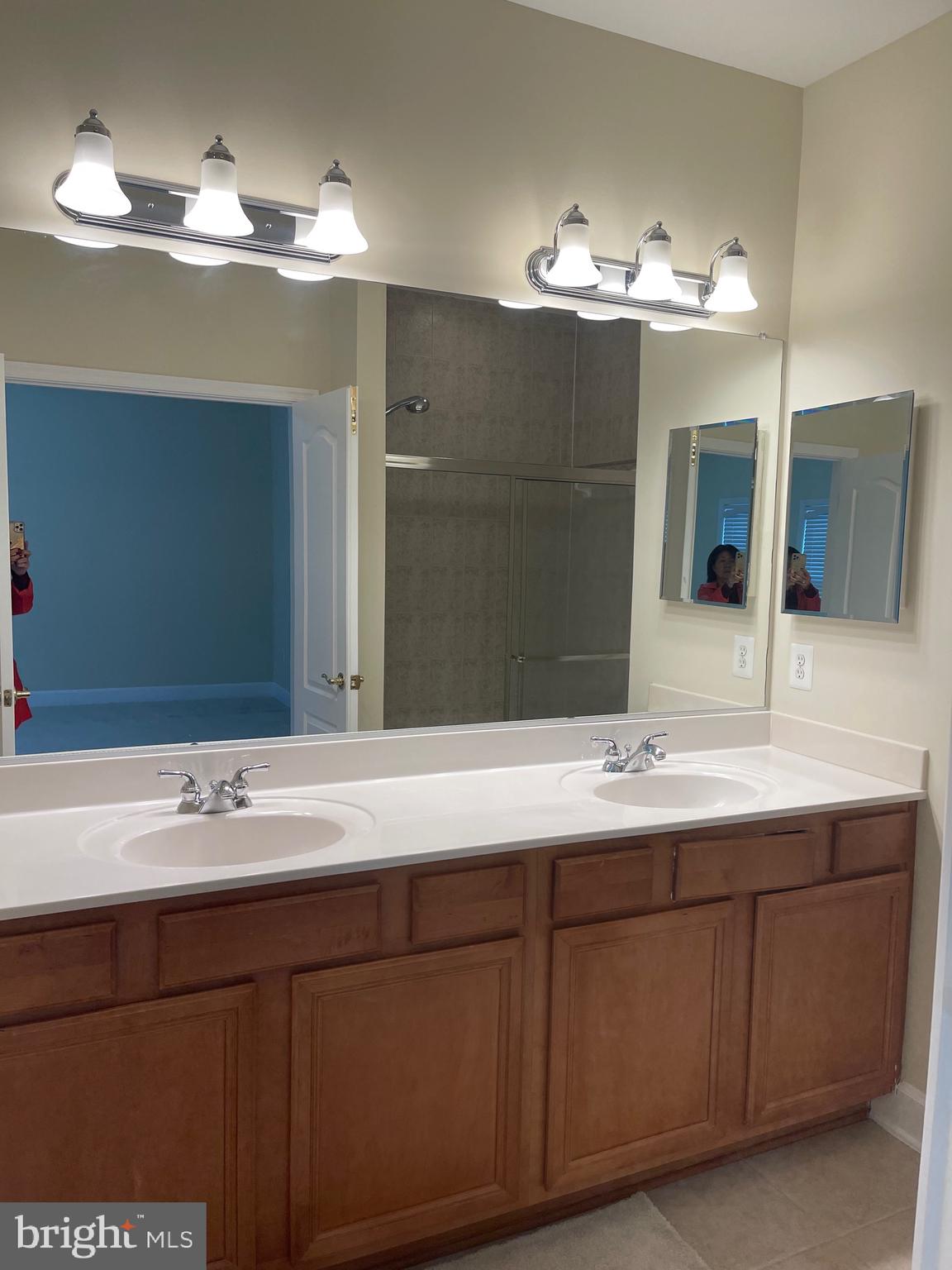 HIDDEN CREEK - Residential Lease