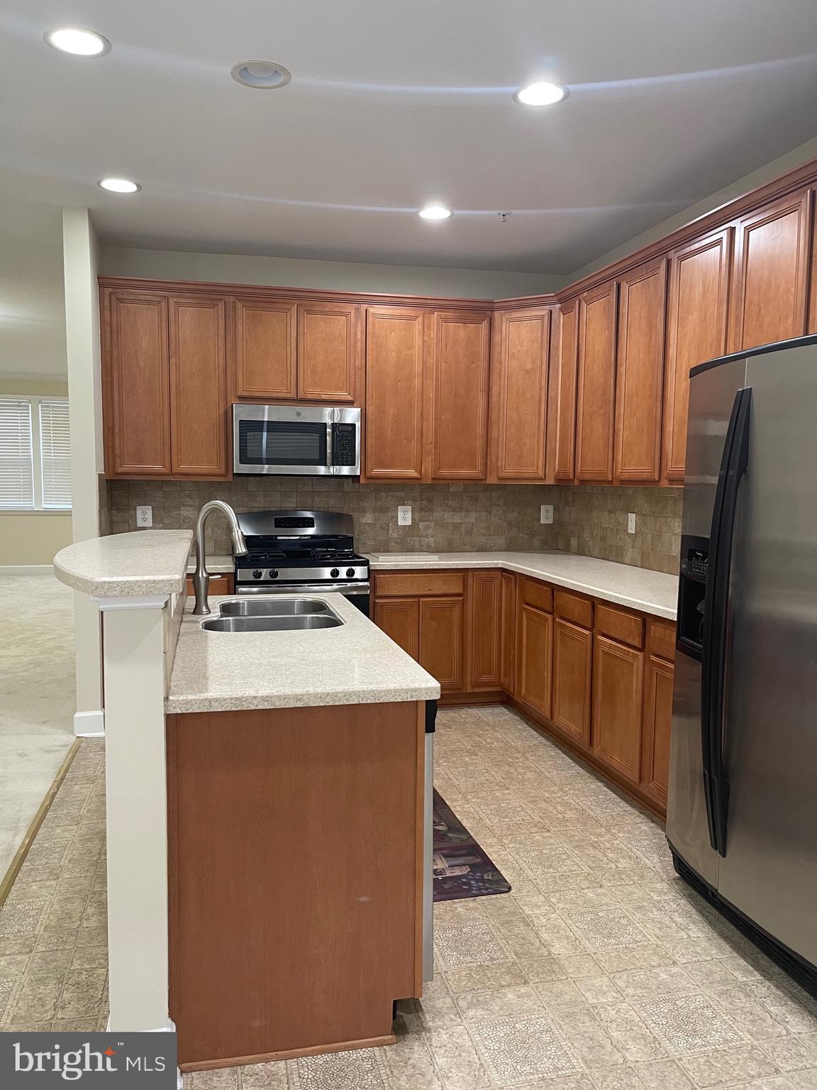 HIDDEN CREEK - Residential Lease