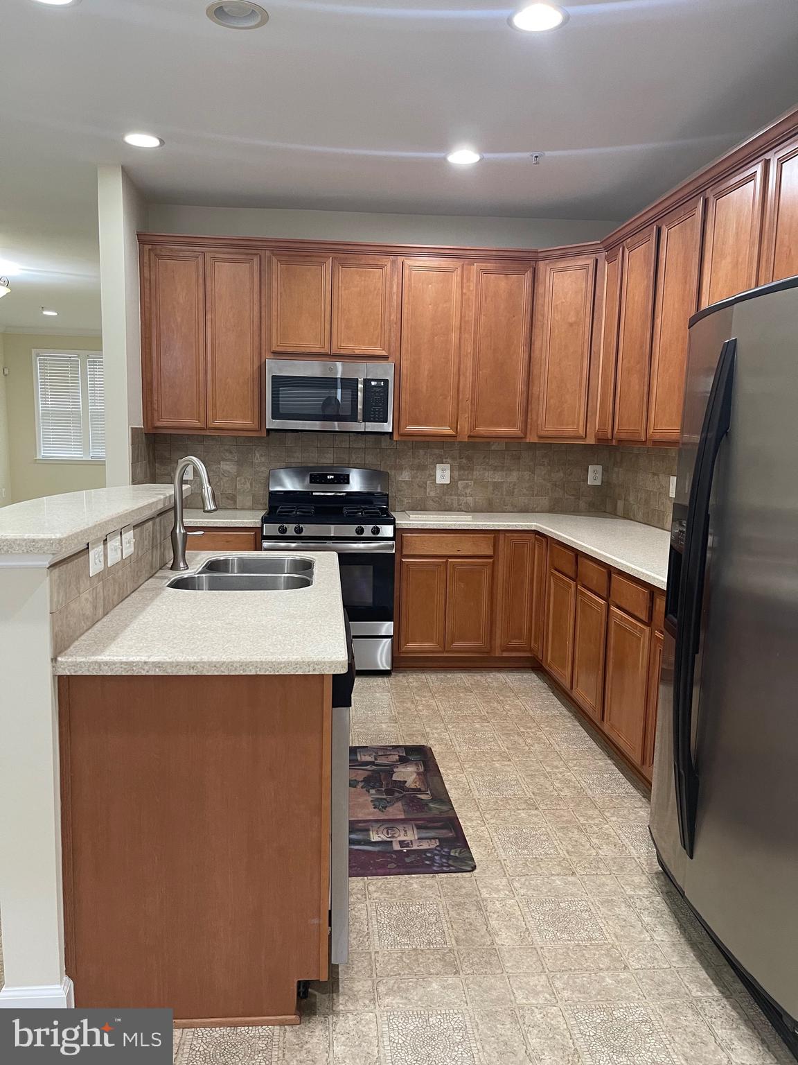 HIDDEN CREEK - Residential Lease