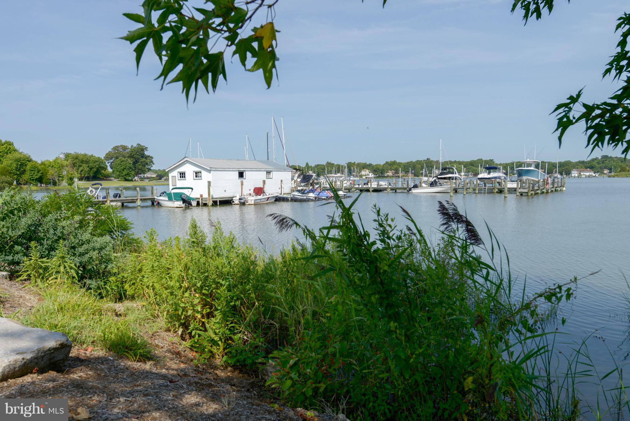 FISHING CREEK FARM - Residential