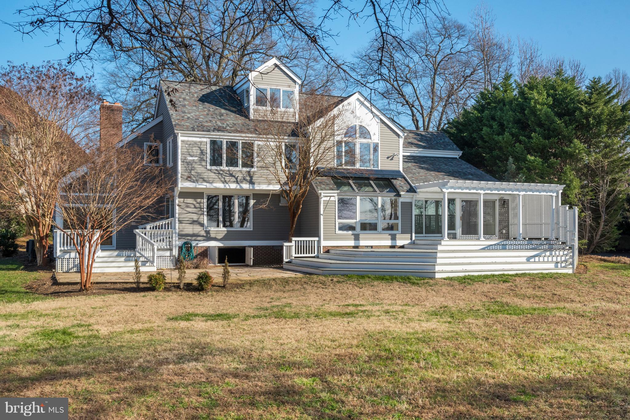 FISHING CREEK FARM - Residential