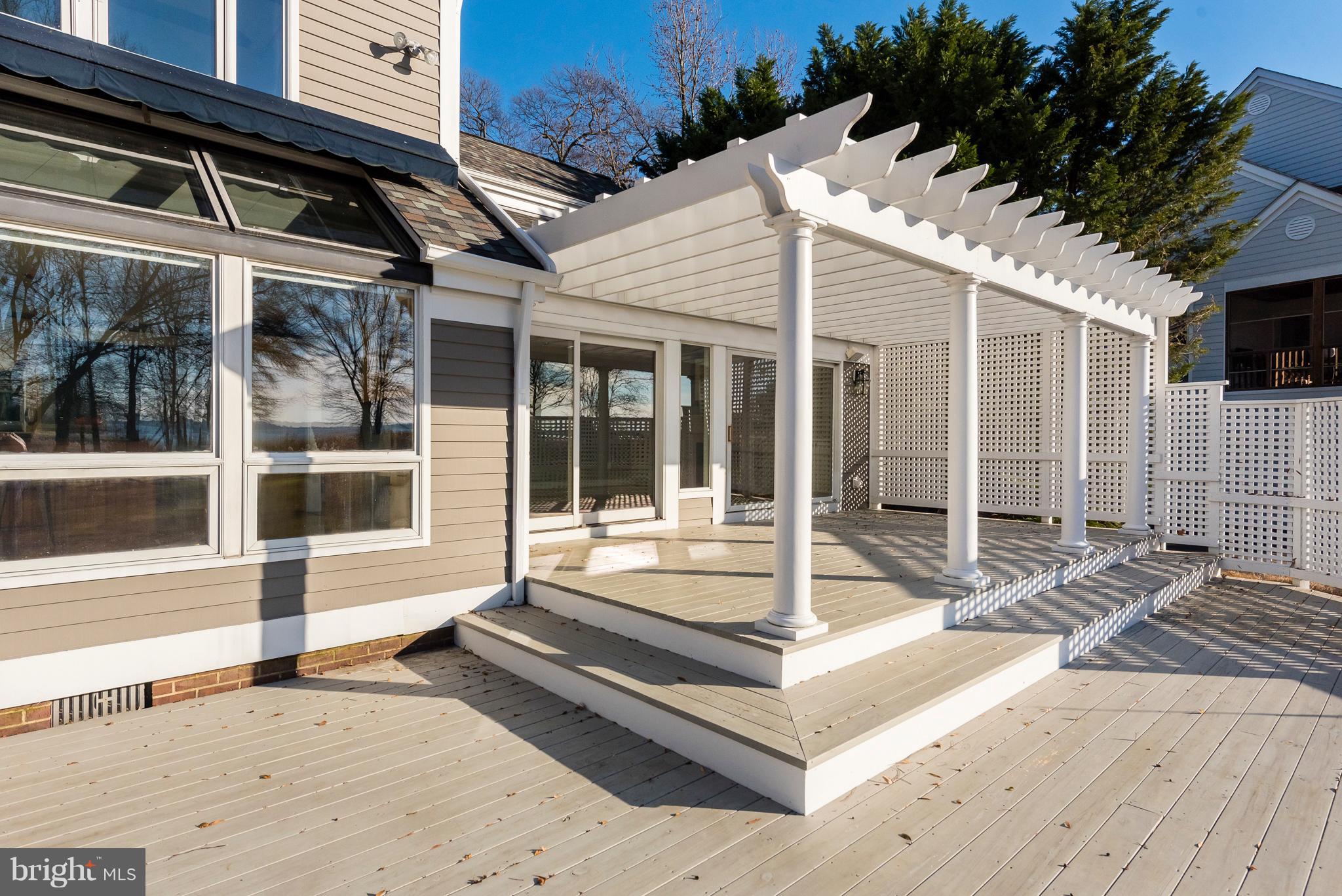 FISHING CREEK FARM - Residential