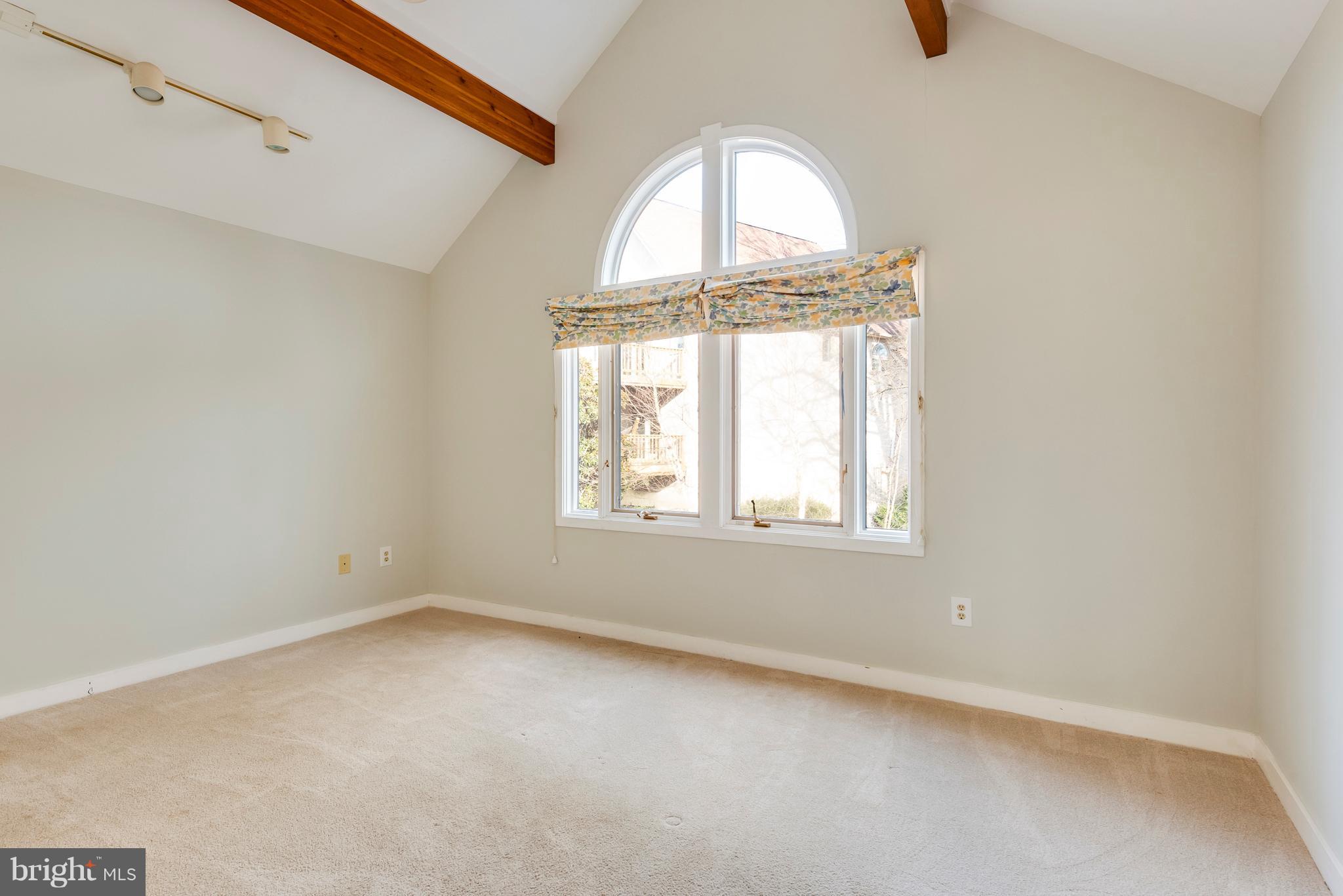 FISHING CREEK FARM - Residential