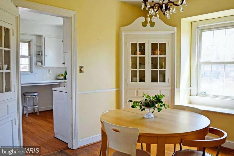 YOWELL - Residential Lease