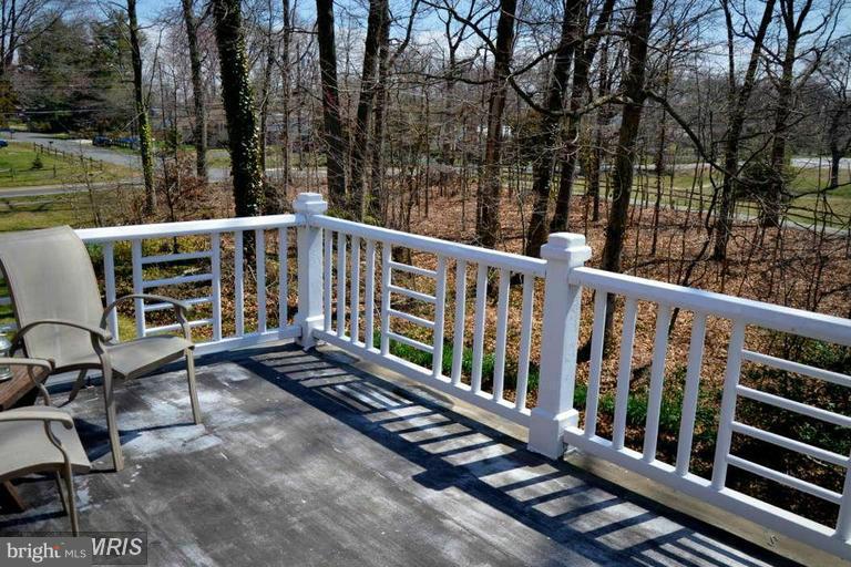 YOWELL - Residential Lease