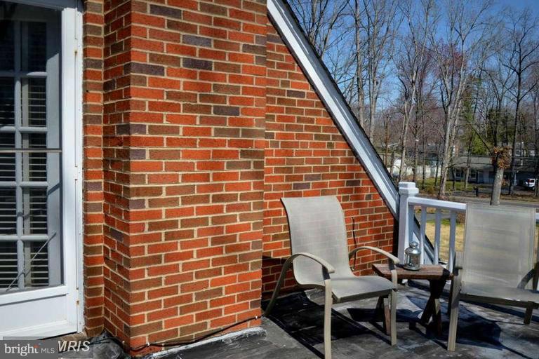 YOWELL - Residential Lease