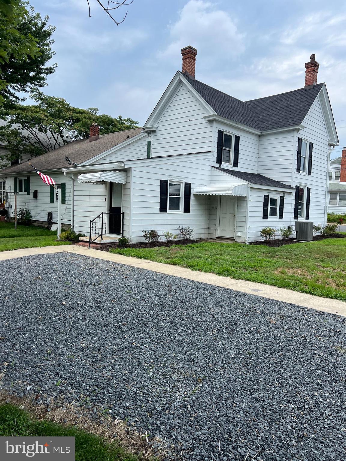 425 HENRY STREET