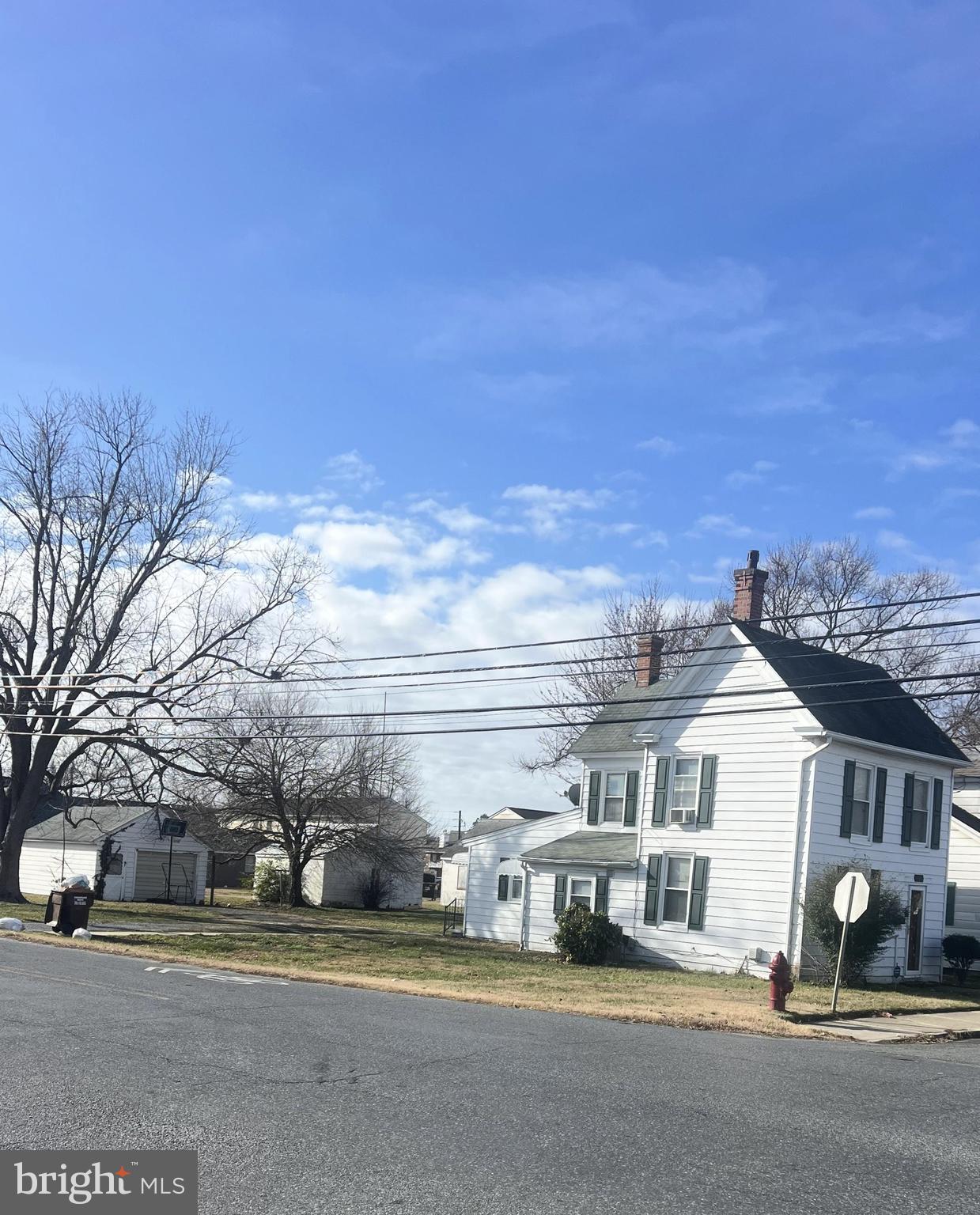 425 HENRY STREET